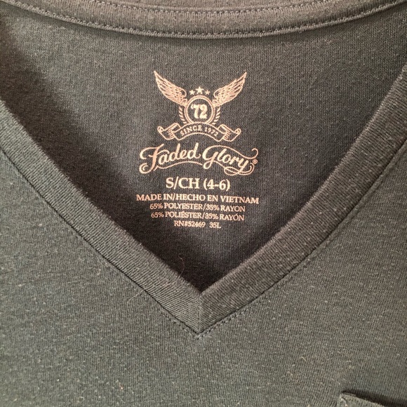 Summer top bundle B - Picture 7 of 7